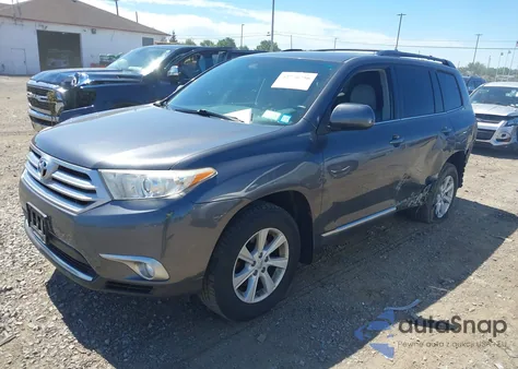 2012 Toyota Highlander Se V6 from USA, damaged, VIN 5TDBK3EH0CS103259